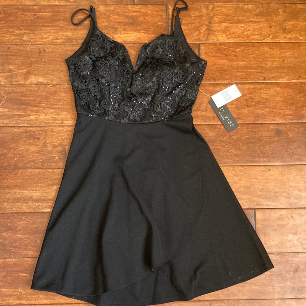 BRAND NEW Black dress